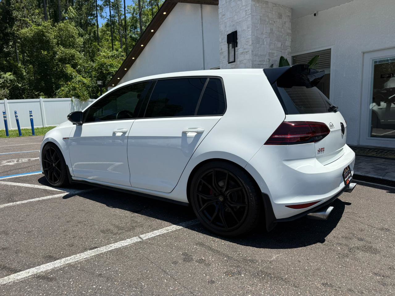 Used 2017 Volkswagen GTI S FWD image 3