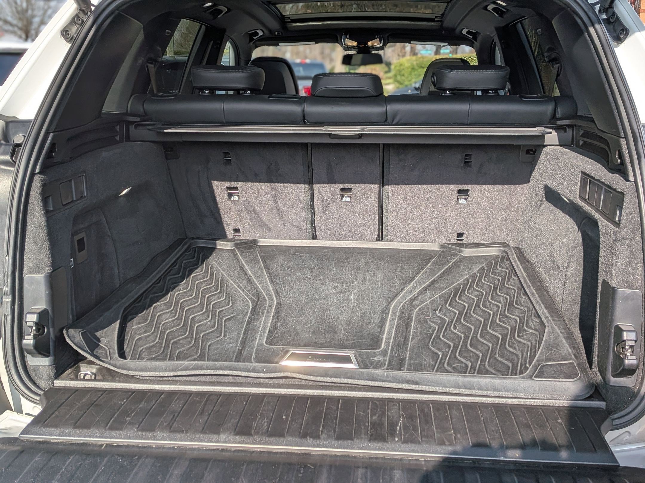 Used 2021 BMW X5 xDrive40i w/ M Sport Package image 31