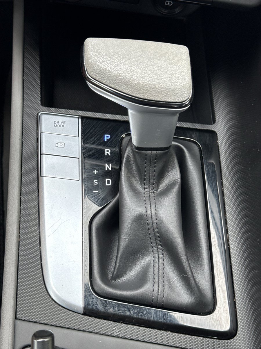 Certified 2023 Hyundai Elantra SEL FWD image 25