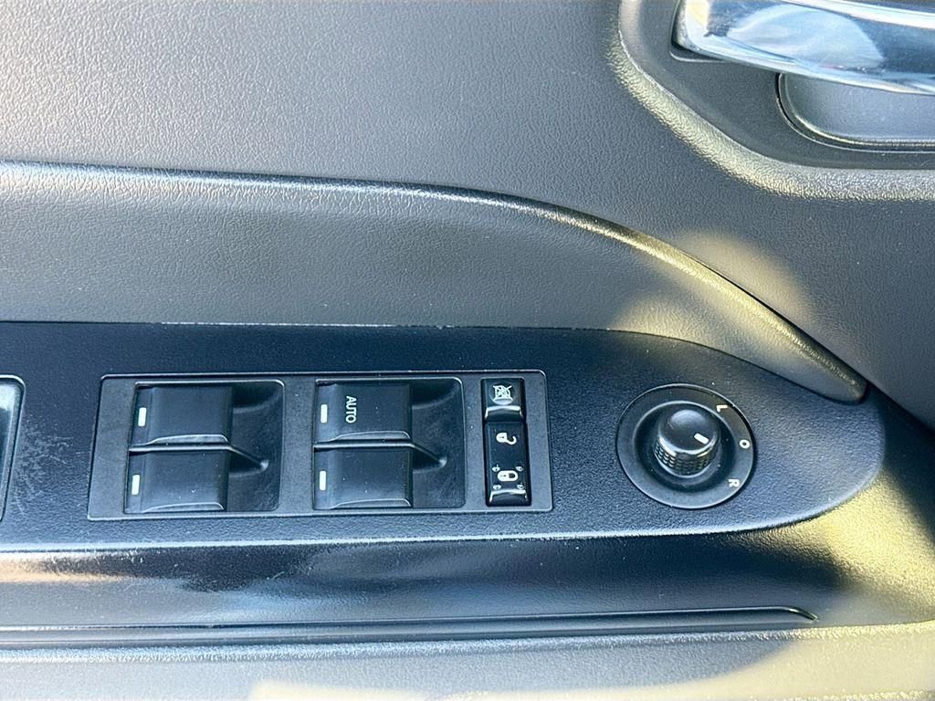 Used 2017 Jeep Patriot Sport w/ Power Value Group image 16