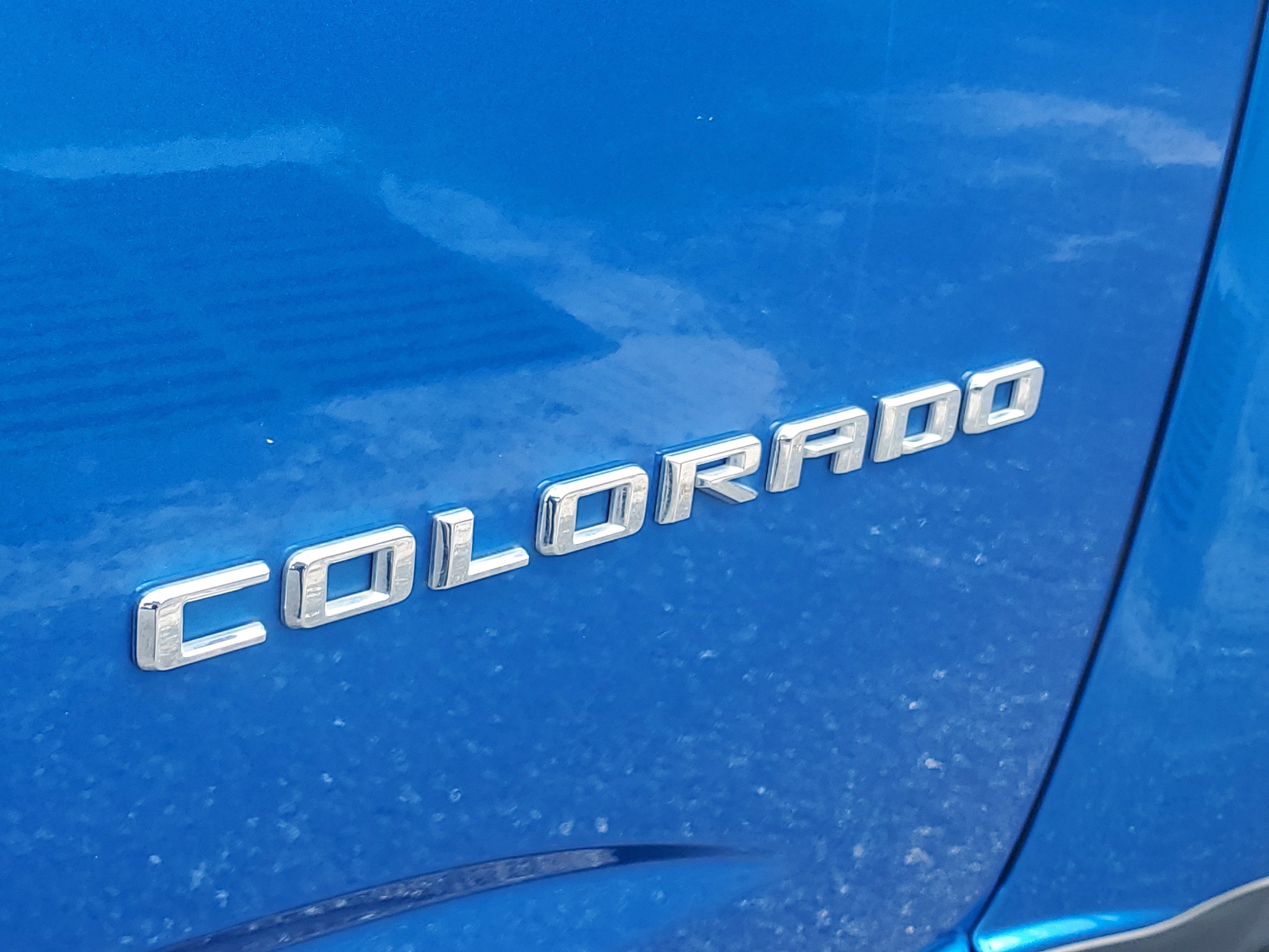 Used 2021 Chevrolet Colorado LT w/ Safety Package RWD image 8