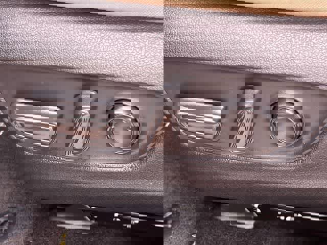 Used 2024 Toyota RAV4 XLE w/ Convenience Package image 31