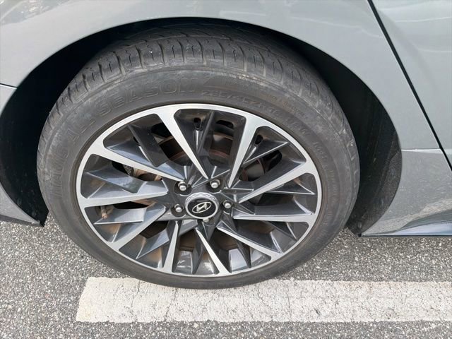 Used 2022 Hyundai Sonata Limited FWD image 3