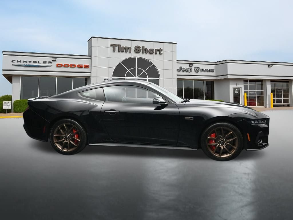Used 2025 Ford Mustang GT Premium RWD image 6