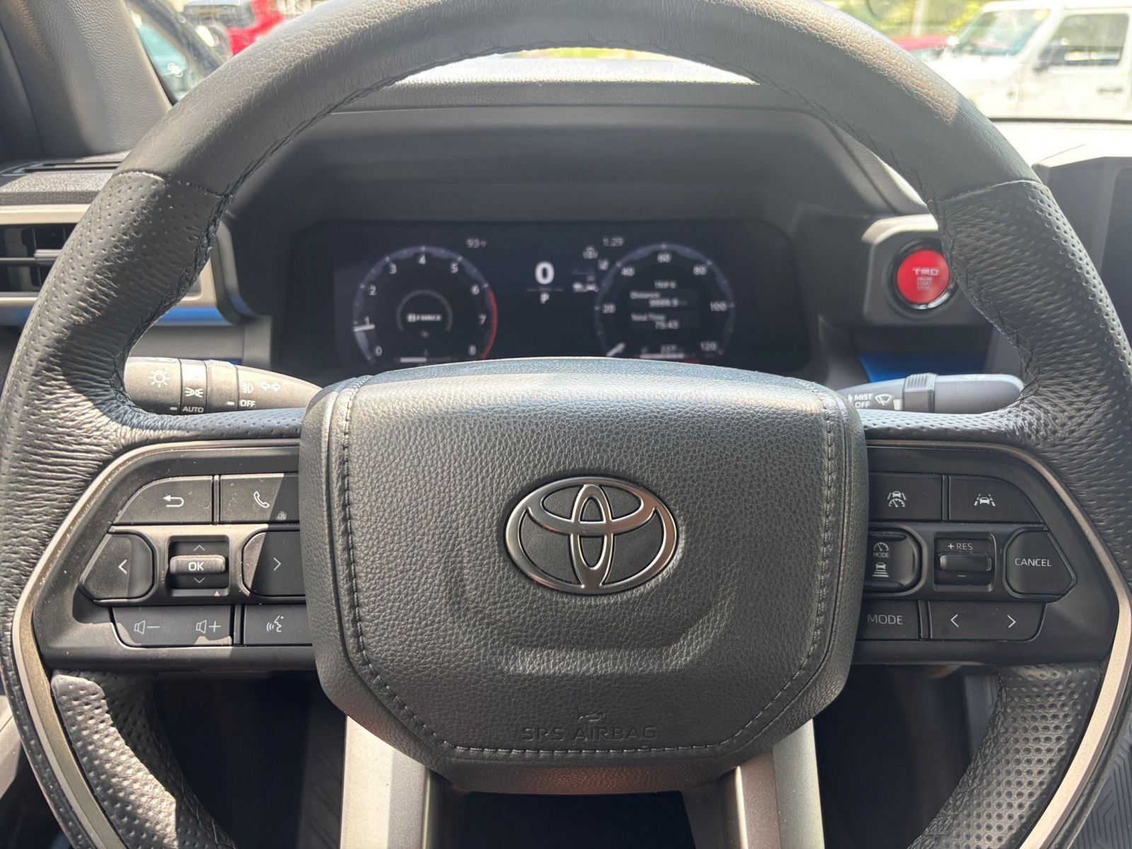 Used 2025 Toyota Tacoma TRD Off-Road AWD/4WD image 28