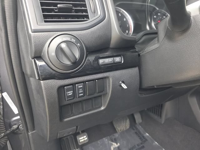 Used 2023 Nissan Titan SV w/ SV Convenience Package AWD/4WD image 38
