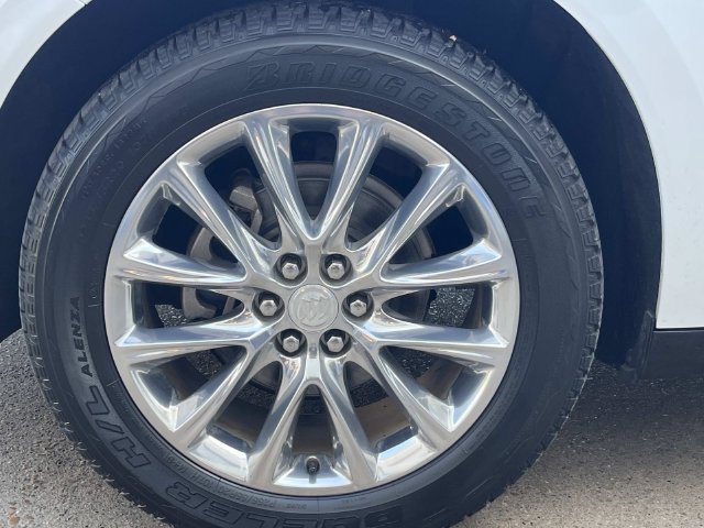 Used 2019 Buick Enclave Essence w/ Trailering Package, 5000 lbs. FWD image 7
