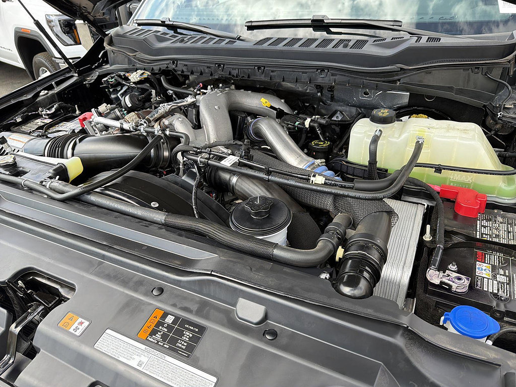 Used 2024 Ford F250 Lariat AWD/4WD image 29