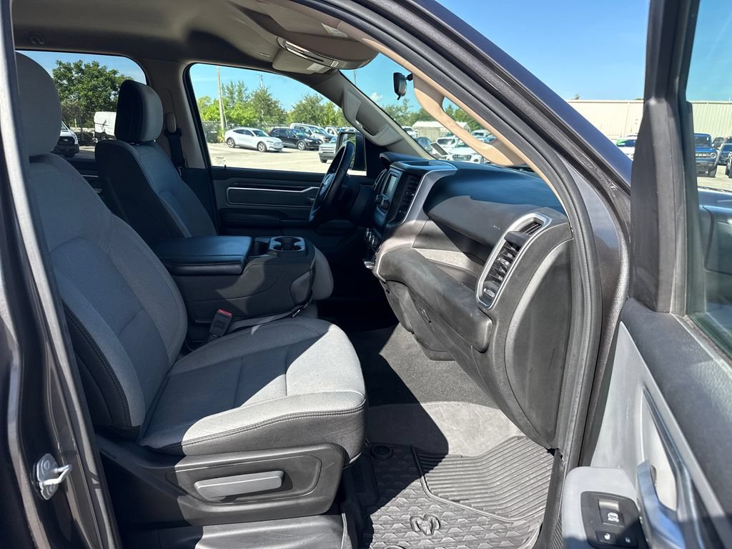 Used 2019 RAM 1500 Big Horn AWD/4WD image 23