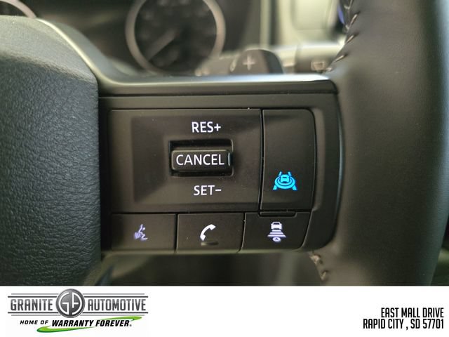 Used 2026 Nissan Rogue SV AWD/4WD image 33