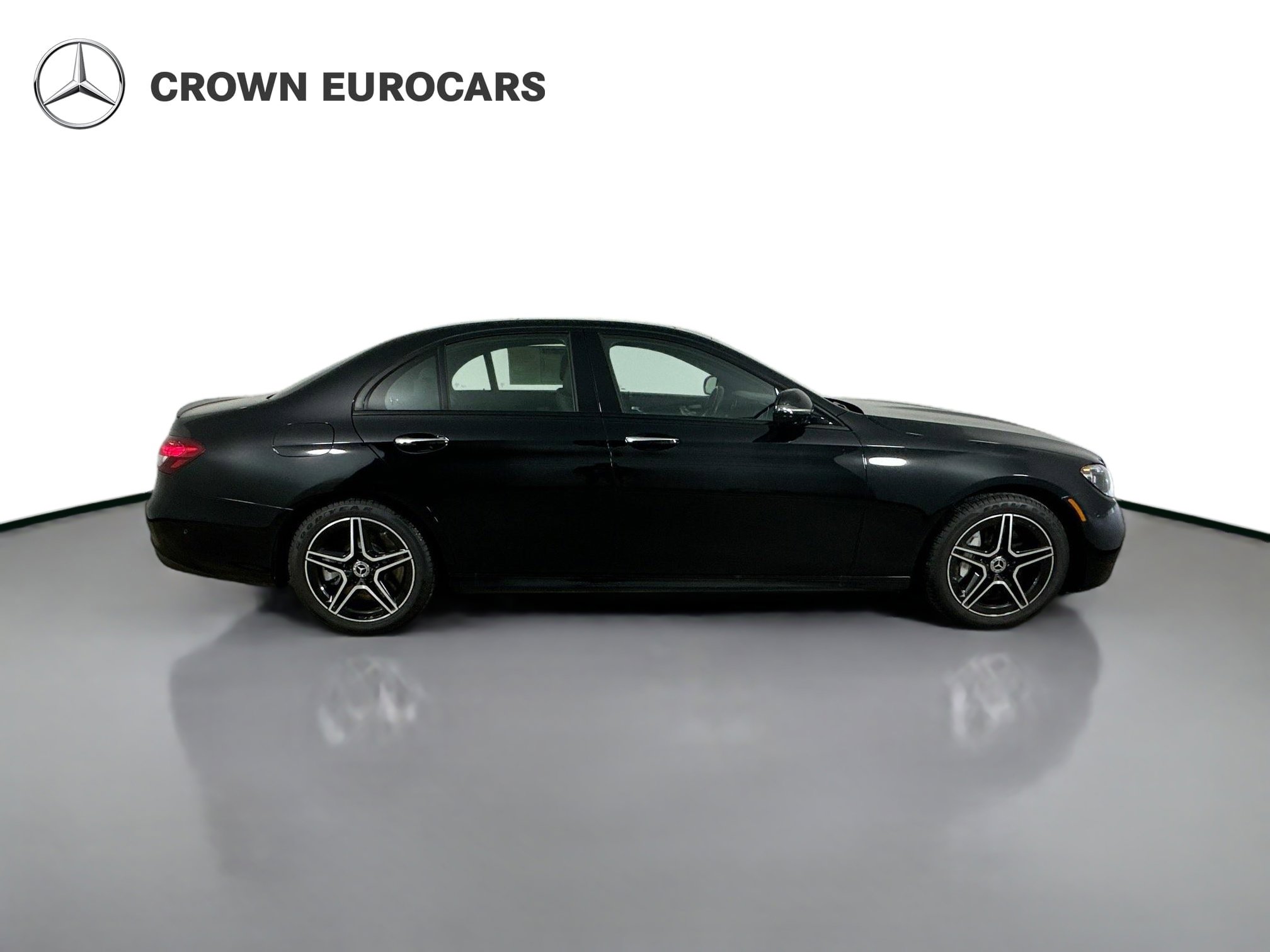 Certified 2022 Mercedes-Benz E 450 4MATIC Sedan image 4