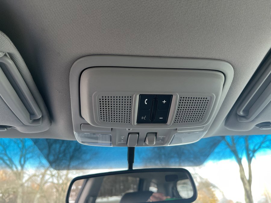 Used 2011 Subaru Tribeca Touring image 37