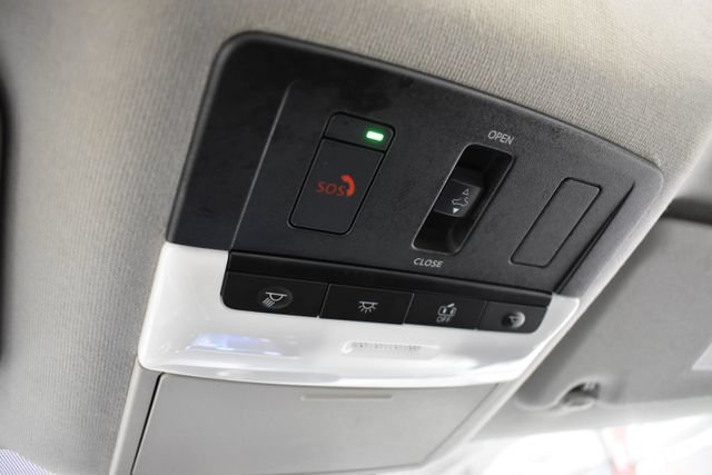 Certified 2025 Nissan Sentra SR w/ SR Premium Package FWD image 39