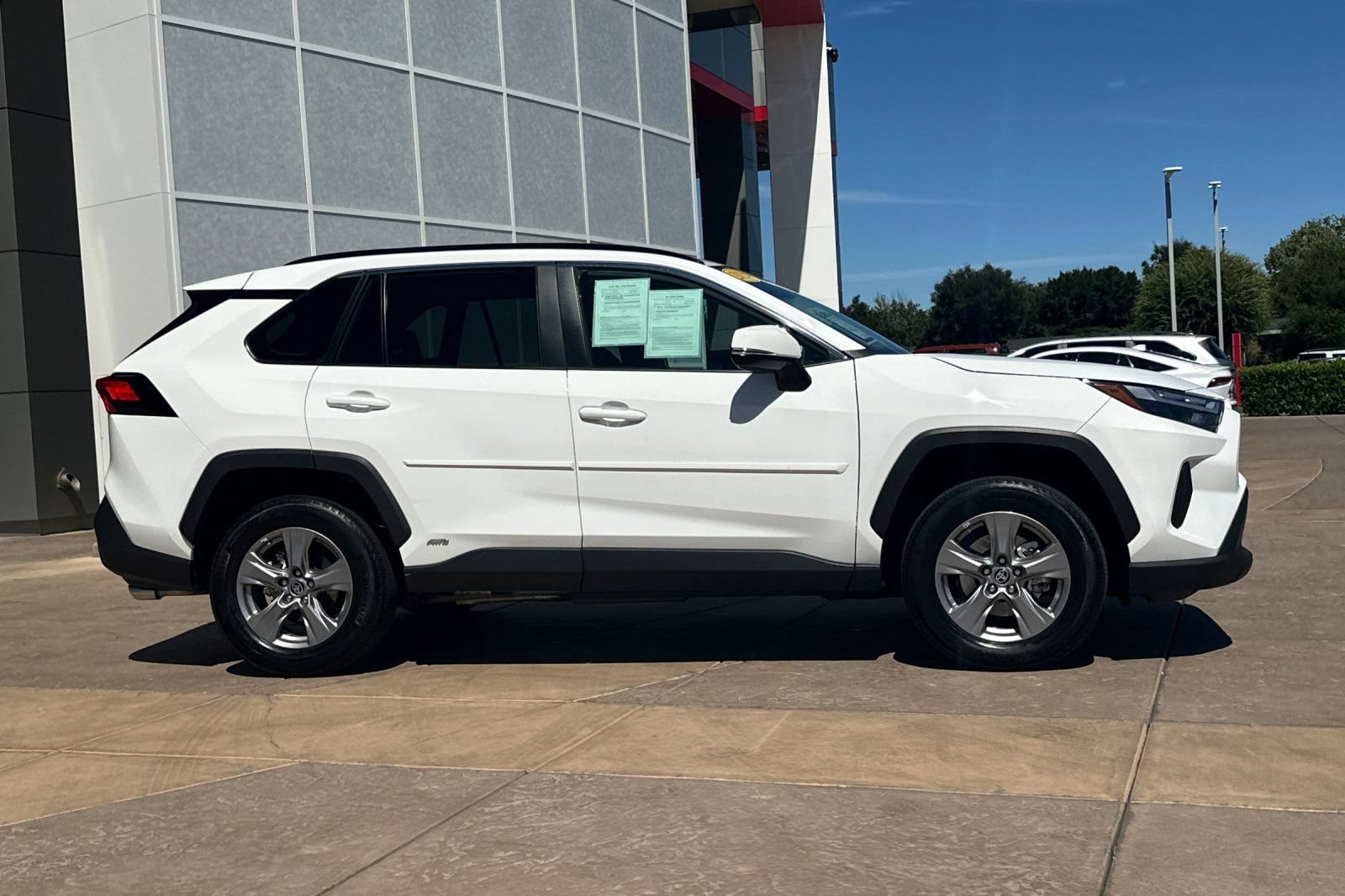 Used 2024 Toyota RAV4 LE AWD/4WD image 3