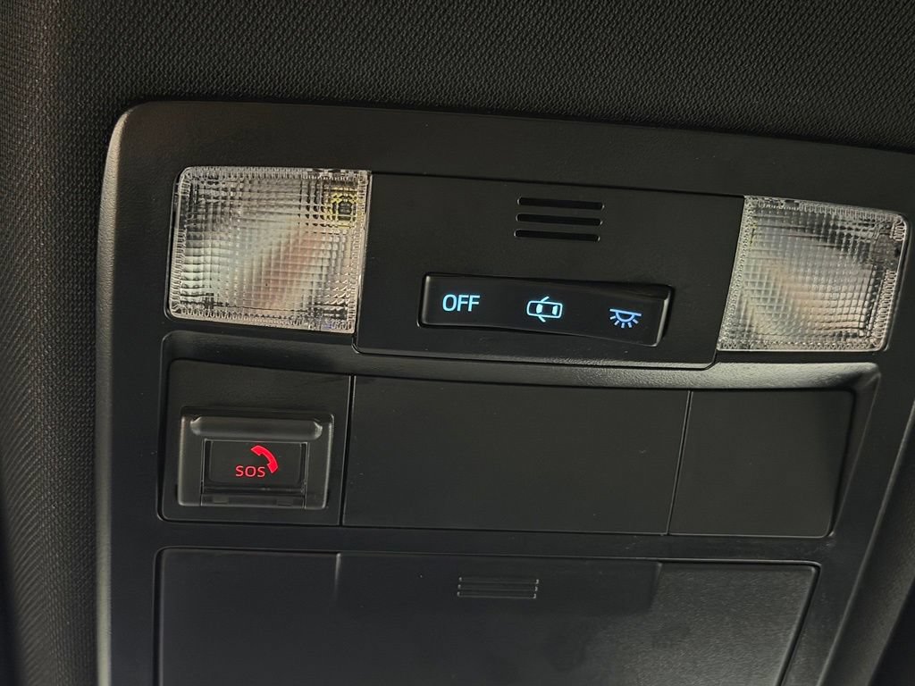 Used 2021 Toyota Tacoma TRD Sport AWD/4WD image 27