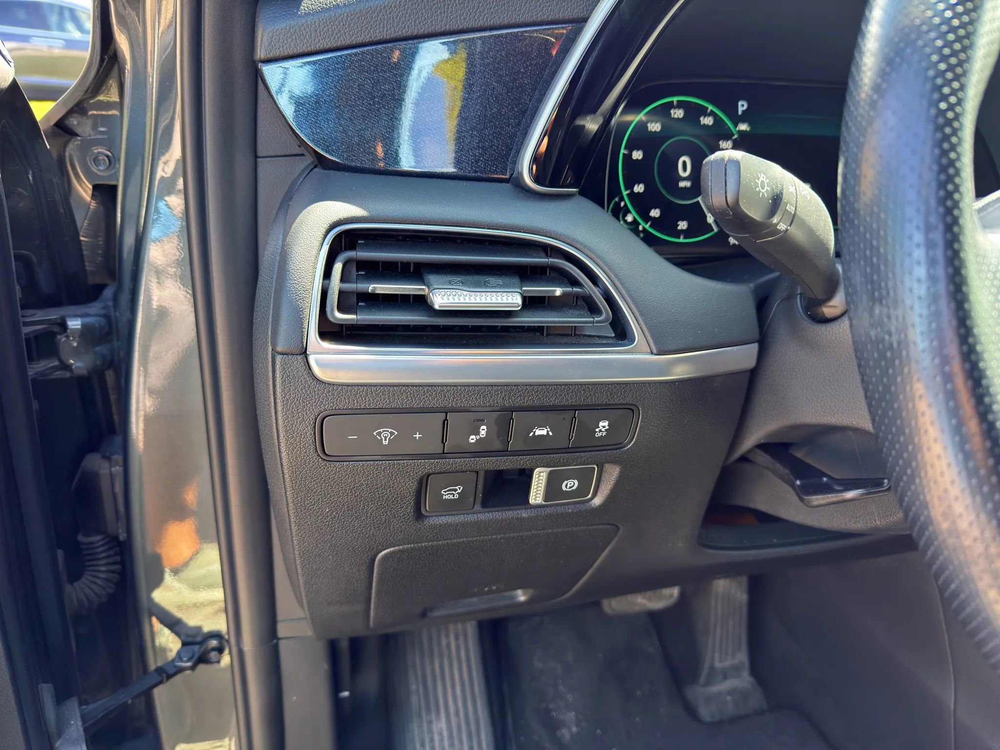 Used 2022 Hyundai Palisade Calligraphy image 35