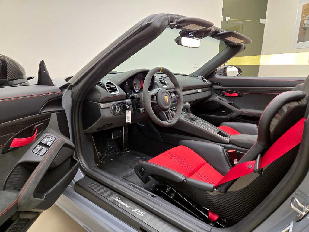 Used 2025 Porsche 718 Boxster Spyder RS RWD image 17