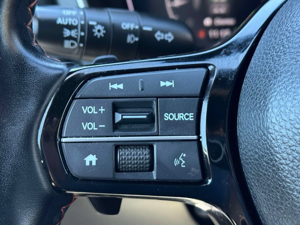 Used 2024 Honda Pilot Sport image 19