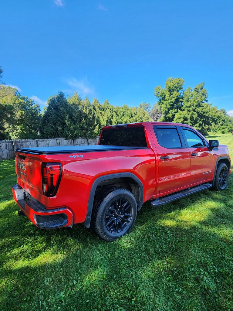 Used 2023 GMC Sierra 1500 Pro w/ Graphite Edition AWD/4WD image 11