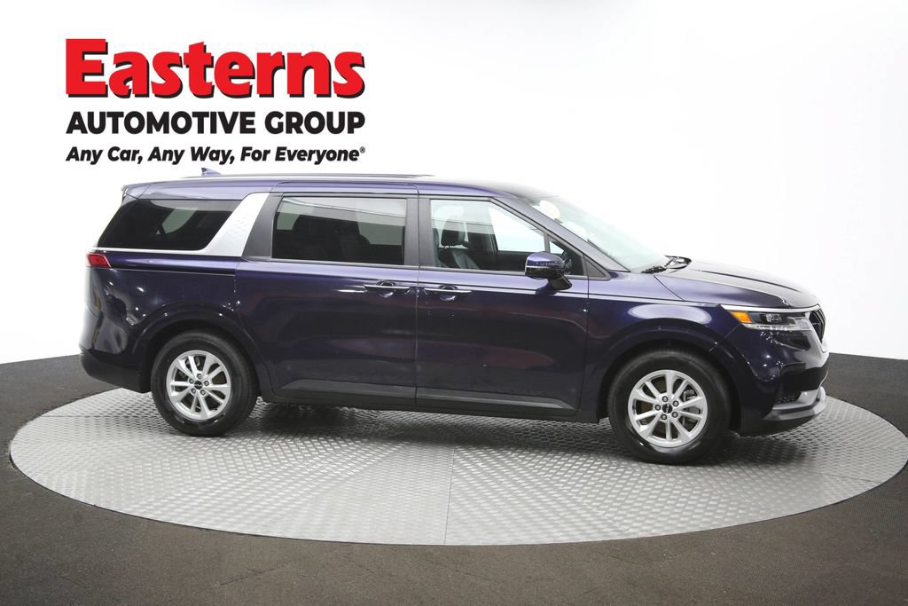 Used 2024 Kia Carnival LX FWD image 48