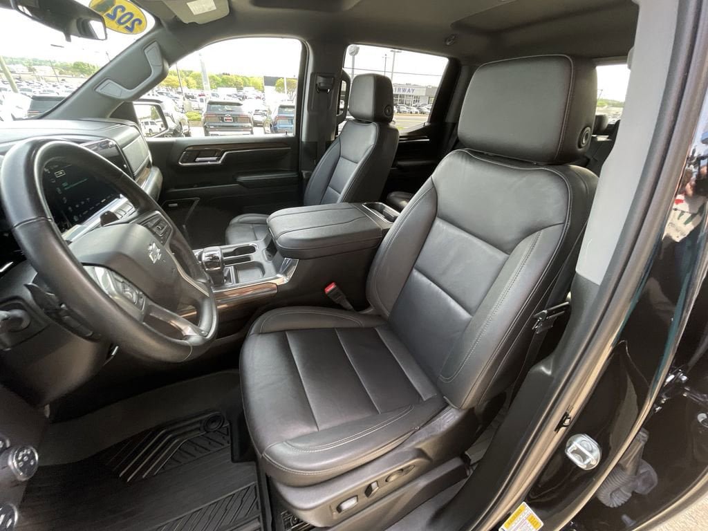 Certified 2024 Chevrolet Silverado 1500 RST w/ All Star Edition Plus AWD/4WD image 18