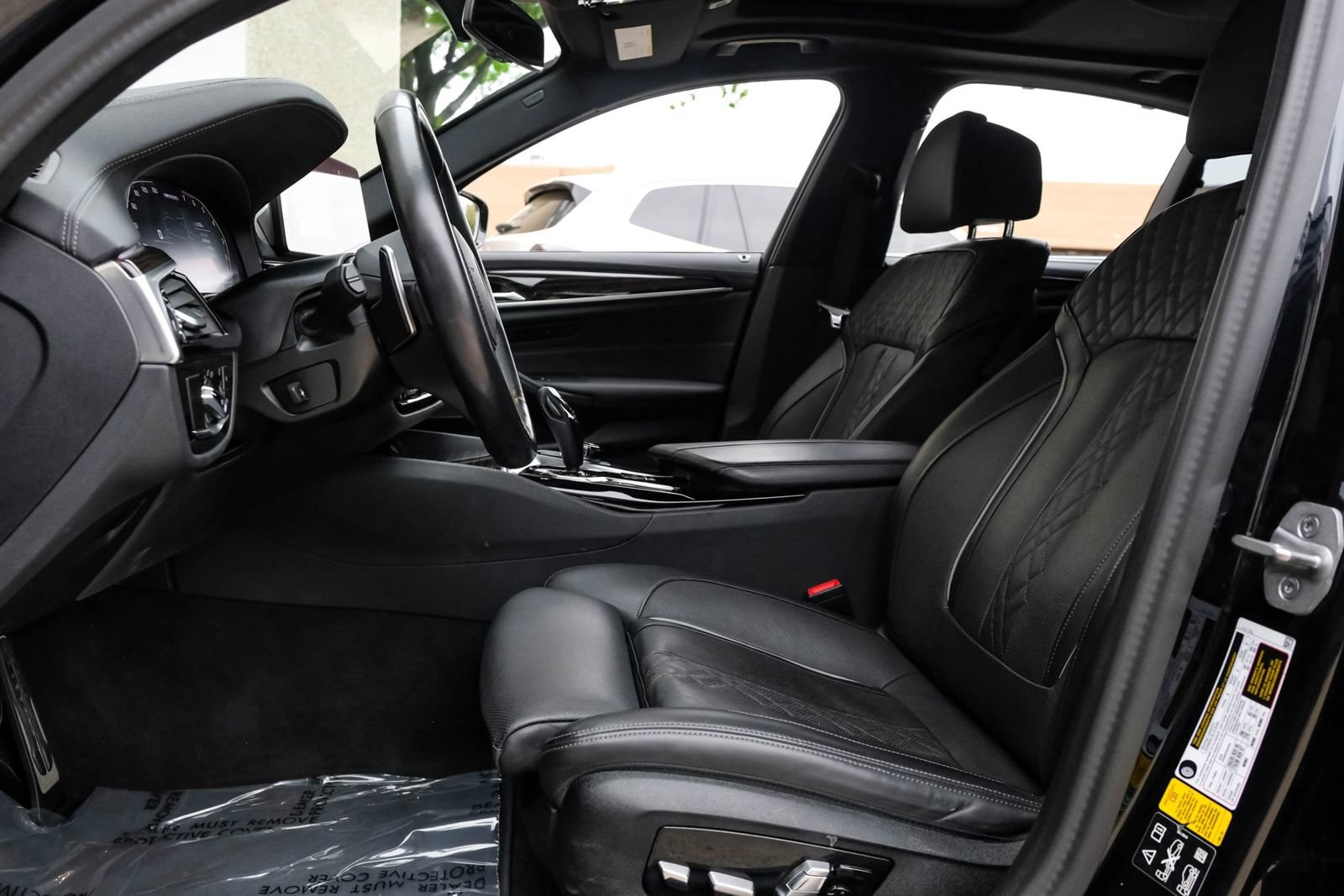 Used 2023 BMW M550i xDrive w/ Executive Package AWD/4WD image 42