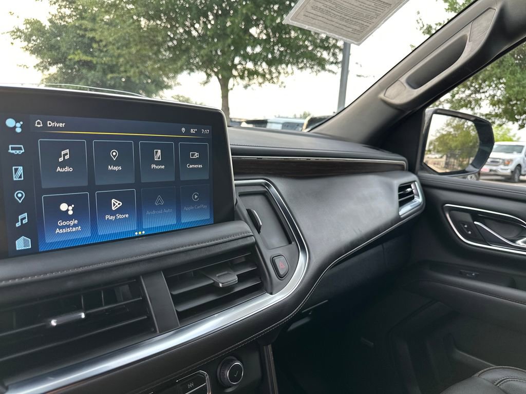 Used 2023 Chevrolet Suburban High Country AWD/4WD image 22