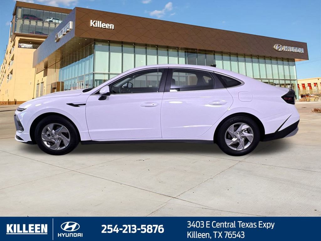 Used 2025 Hyundai Sonata SE FWD image 5