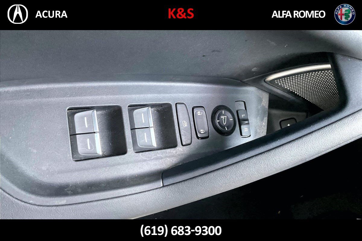 Used 2023 Acura TLX w/ Technology Package FWD image 6