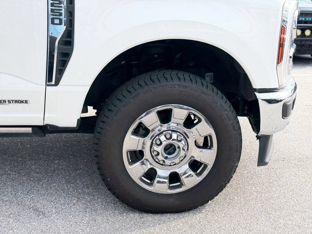 Used 2024 Ford F250 Lariat w/ Lariat Ultimate Package AWD/4WD image 9
