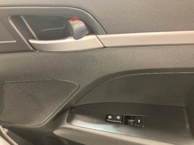 Used 2019 Hyundai Elantra SE w/ Cargo Package FWD image 33