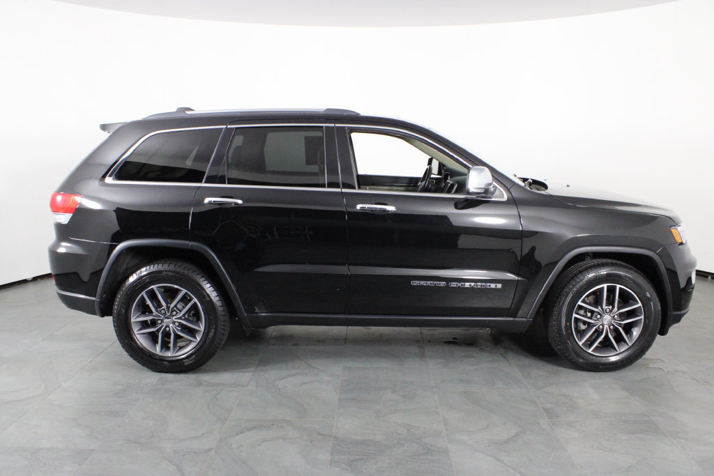 Used 2017 Jeep Grand Cherokee Limited w/ Luxury Group II RWD image 10