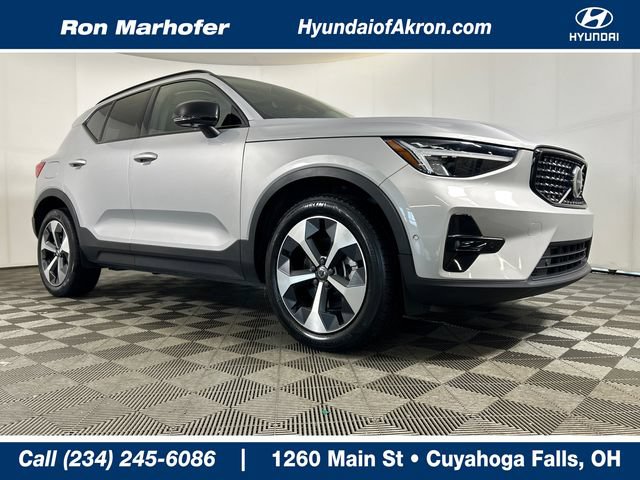 Used 2023 Volvo XC40 B4 Ultimate