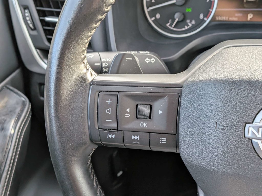 Used 2025 Nissan Rogue SV AWD/4WD image 24