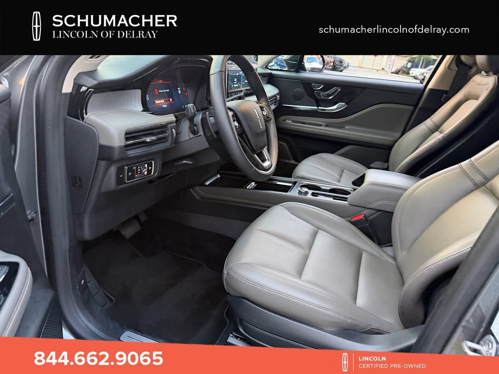 Used 2024 Lincoln Corsair FWD image 12