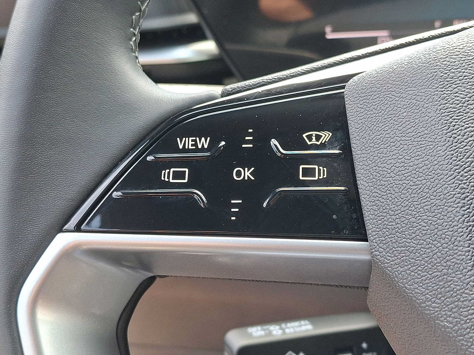 Used 2025 Audi Q5 Premium w/ Premium Plus AWD/4WD image 23
