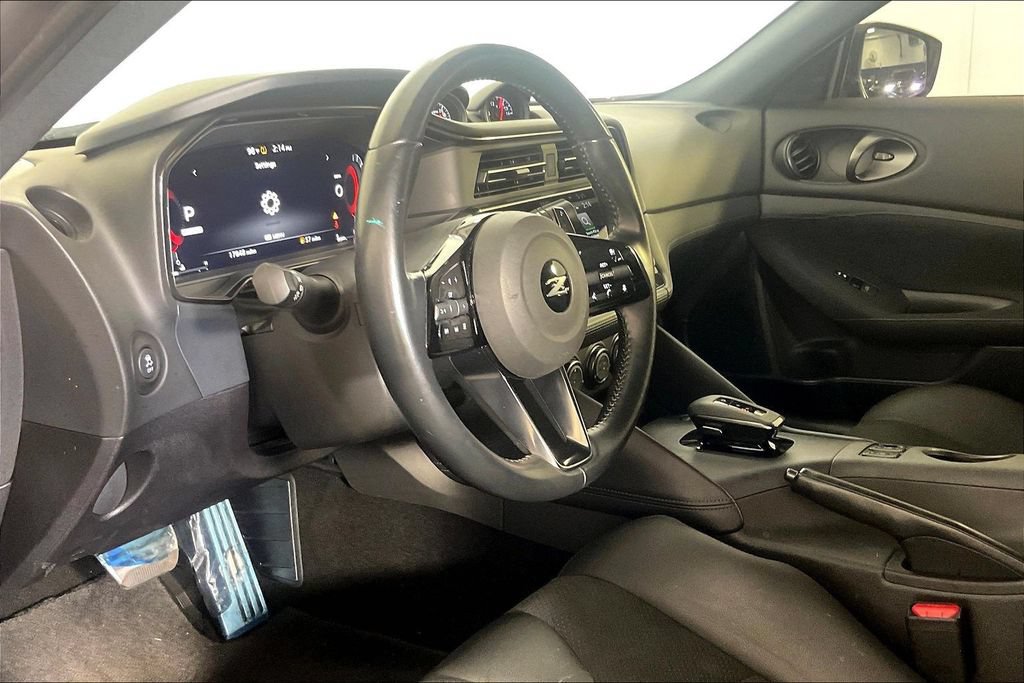 Used 2025 Nissan Z Performance w/ Floor Mat Package RWD image 16