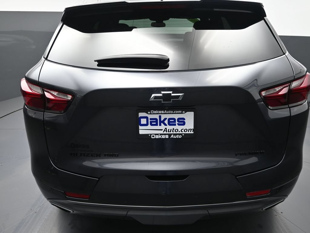 Used 2022 Chevrolet Blazer Premier w/ Enhanced Convenience Package AWD/4WD image 33