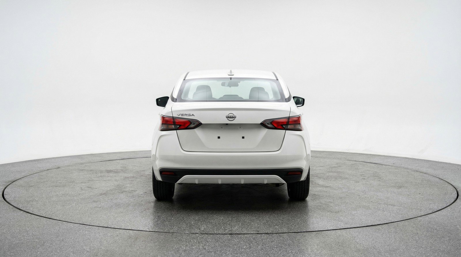Used 2025 Nissan Versa SV FWD image 7