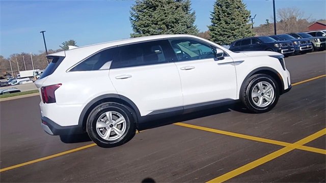 New 2026 Kia Sorento LX image 3