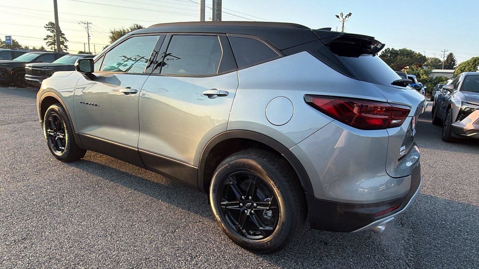 New 2026 Chevrolet Blazer LT w/ Midnight/Sport Edition FWD image 9