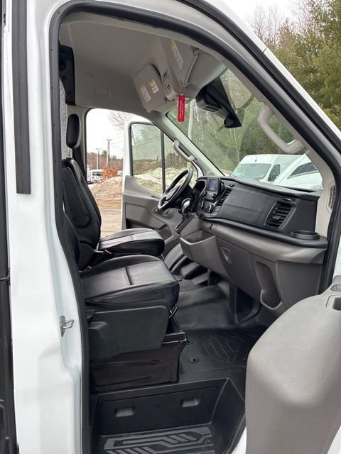 Used 2024 Ford Transit 250 148 Medium Roof image 18