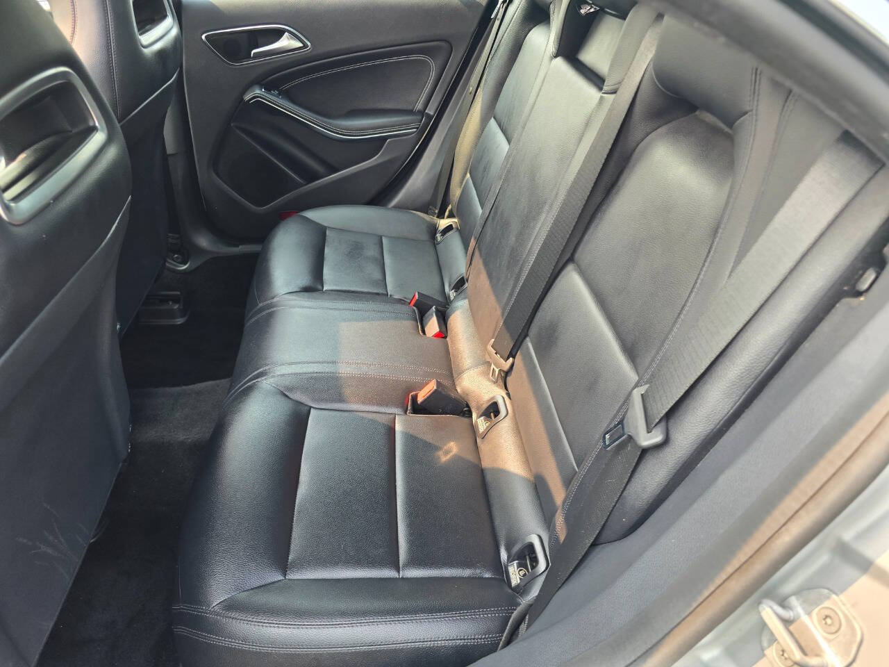 Used 2014 Mercedes-Benz CLA 250 w/ Multimedia Package image 23