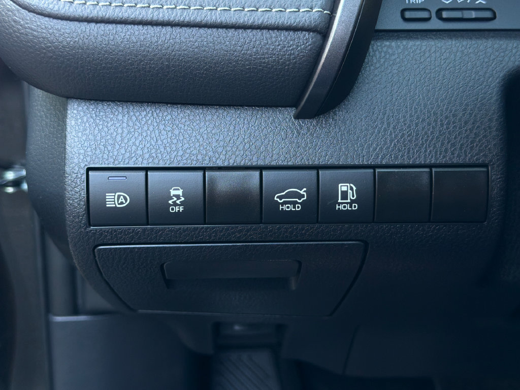 Used 2024 Toyota Camry SE w/ Convenience Package FWD image 21
