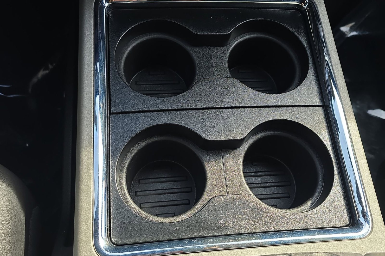 Used 2016 Ford F350 Platinum w/ Snow Plow Prep Package image 27