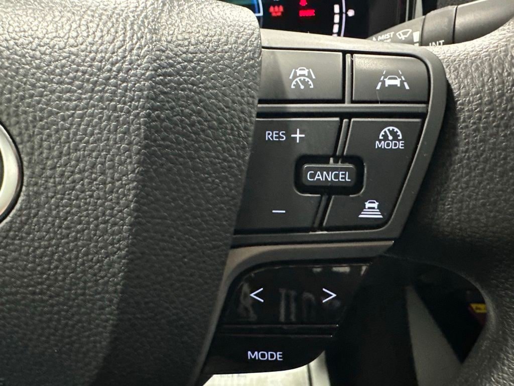 Used 2026 Toyota Camry LE FWD image 20