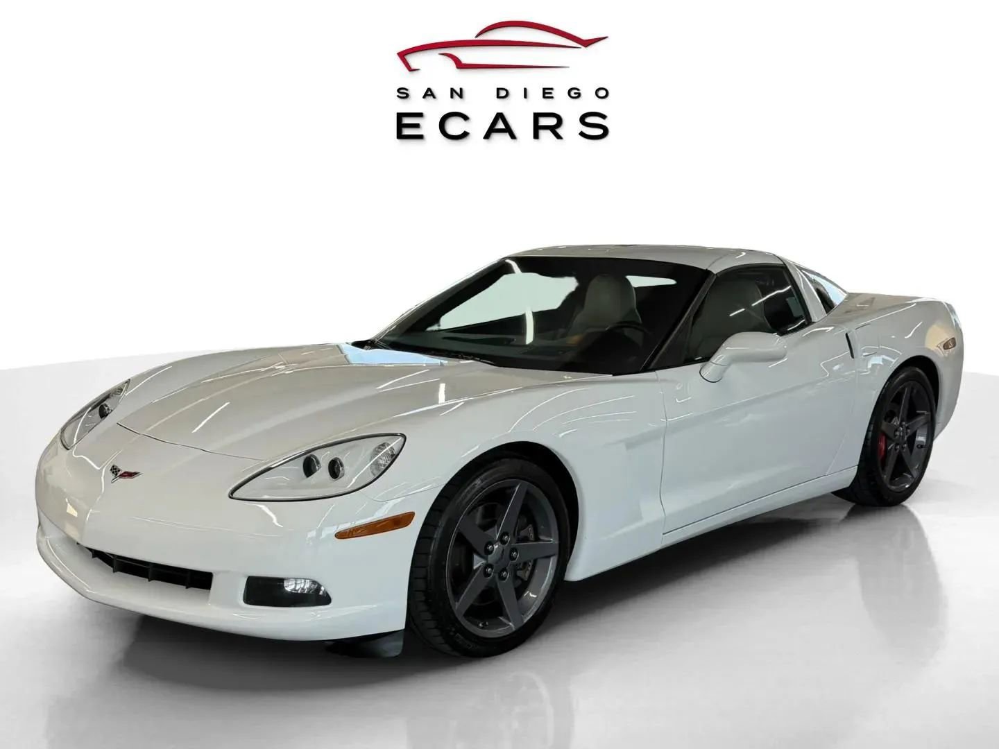 Used 2005 Chevrolet Corvette Coupe w/ Preferred Equipment Group image 1