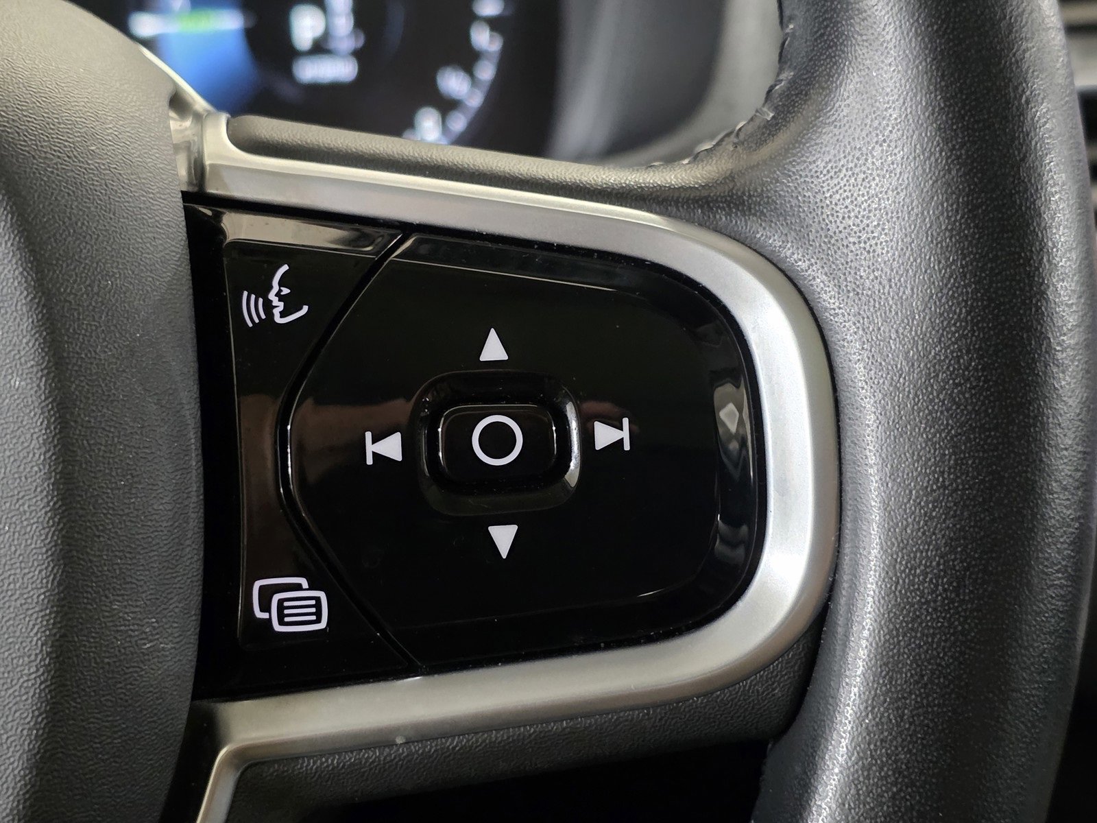 Used 2022 Volvo XC90 T8 Inscription Expression image 30