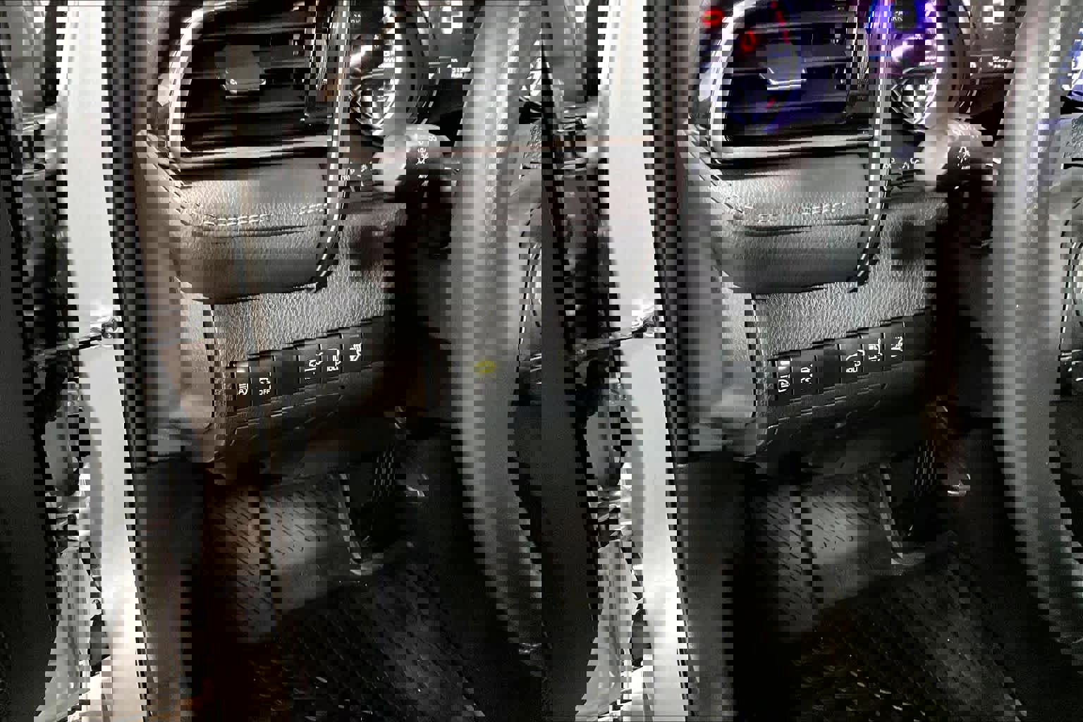 Certified 2024 Toyota Camry SE w/ Cold Weather Package image 31