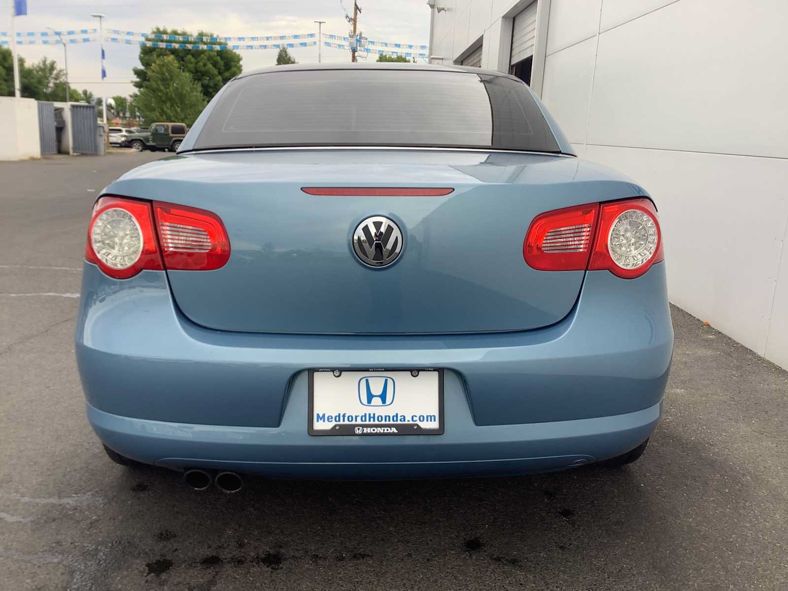 Used 2009 Volkswagen Eos Lux FWD image 5